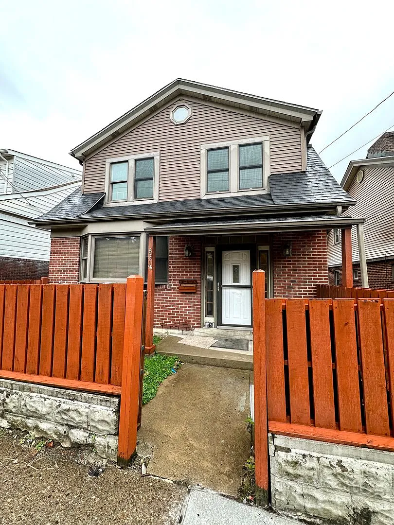Building Photo - 638 Hazelwood Ave #1
