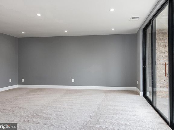 5th image of 3346 Huntley Square Dr APT A-2