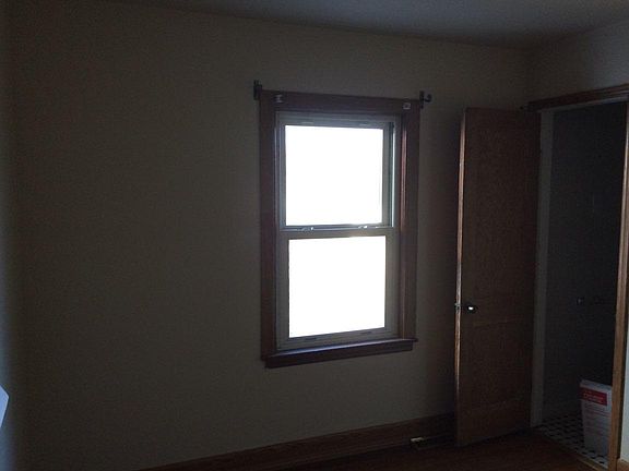 5th image of 2733 Edison St NE #2733