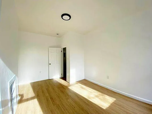 Rented by Corcoran | media 14