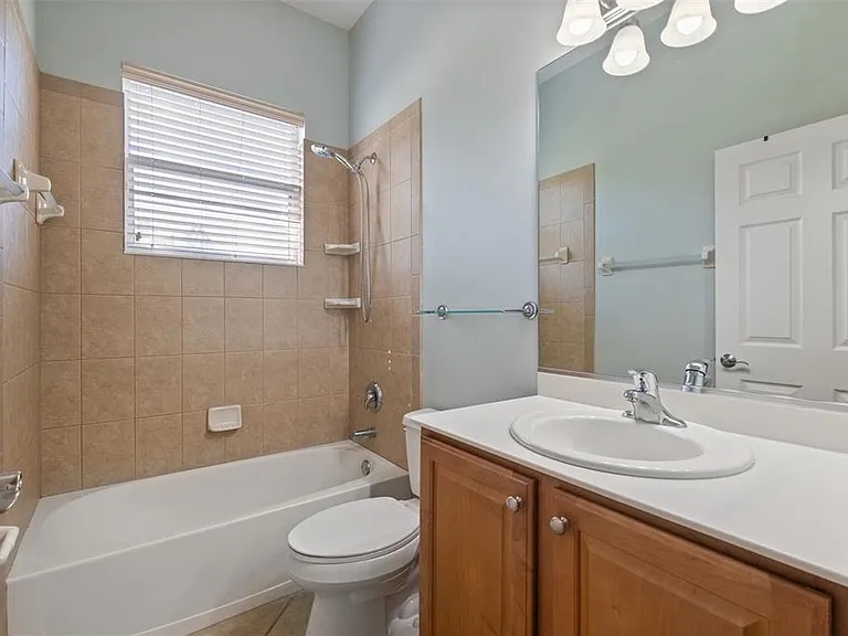 12150 Maple Ridge Dr — Photo 15