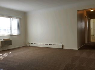 4250 Ridge Rd APT 101, Brooklyn, OH 44144