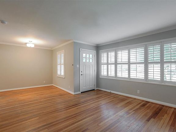 3rd image of 6231 Wynnwood Ln