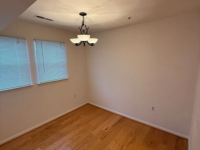 8382 Montgomery Run Rd #J — Photo 8