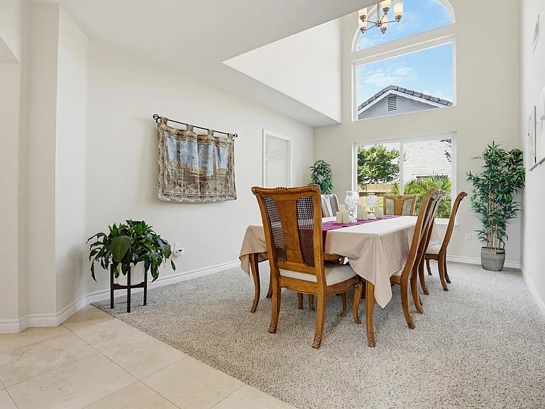 Formal Dining Room (Dining Room table and chairs can be included in the rent)