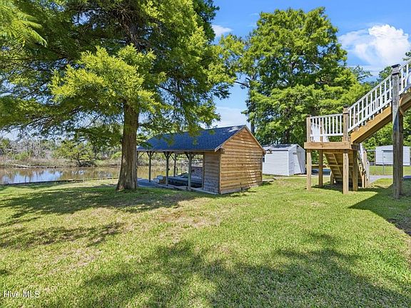 4th image of 141 Sherrill Loop Rd