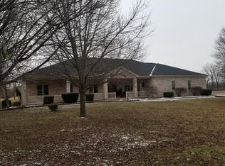 5909 W Stinemyer Rd, New Palestine, IN 46163