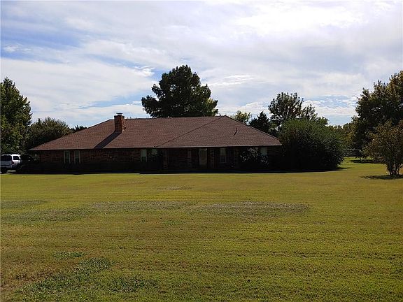 5th image of 4424 SE 118th St