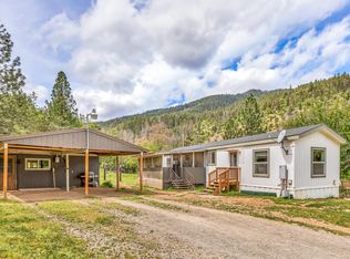 13721 Upper Applegate Rd, Jacksonville, OR 97530