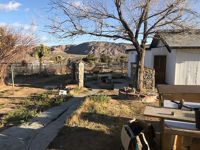 2nd image of 55940 Mountain View Trl #2