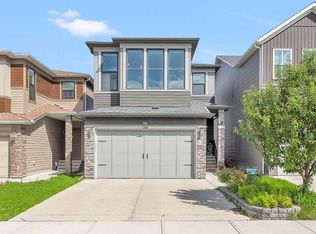 69 S Howse Cmn NE, Calgary, AB T3P 0V3