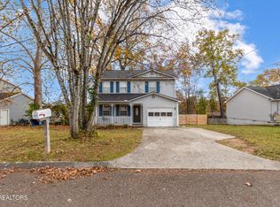 6004 Autumn Oaks Ln, Knoxville, TN 37921