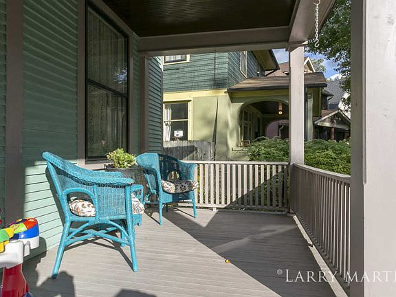 5th image of 214 Wellington Ave SE