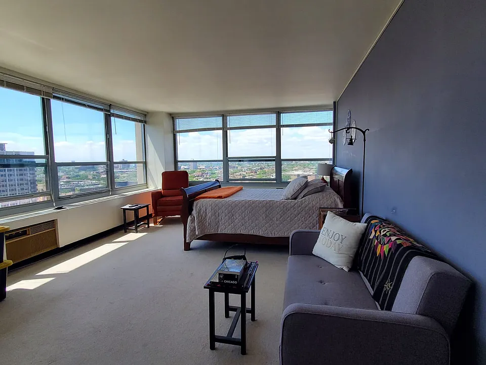 3550 N Lake Shore Dr #18