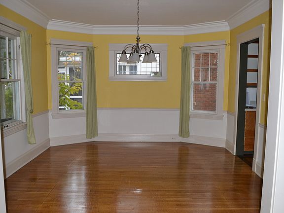 3rd image of 1212 Ramona Ave