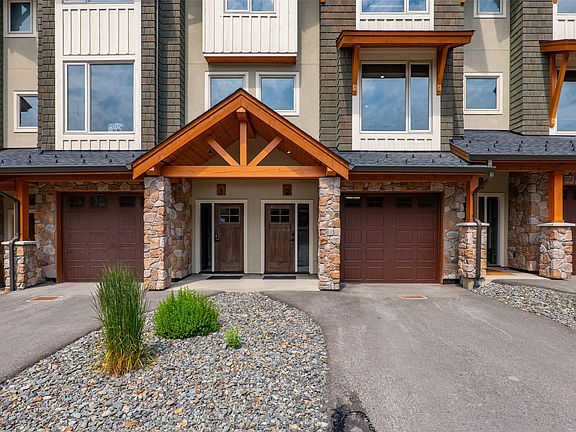 2nd image of 5050 Valley Dr #2