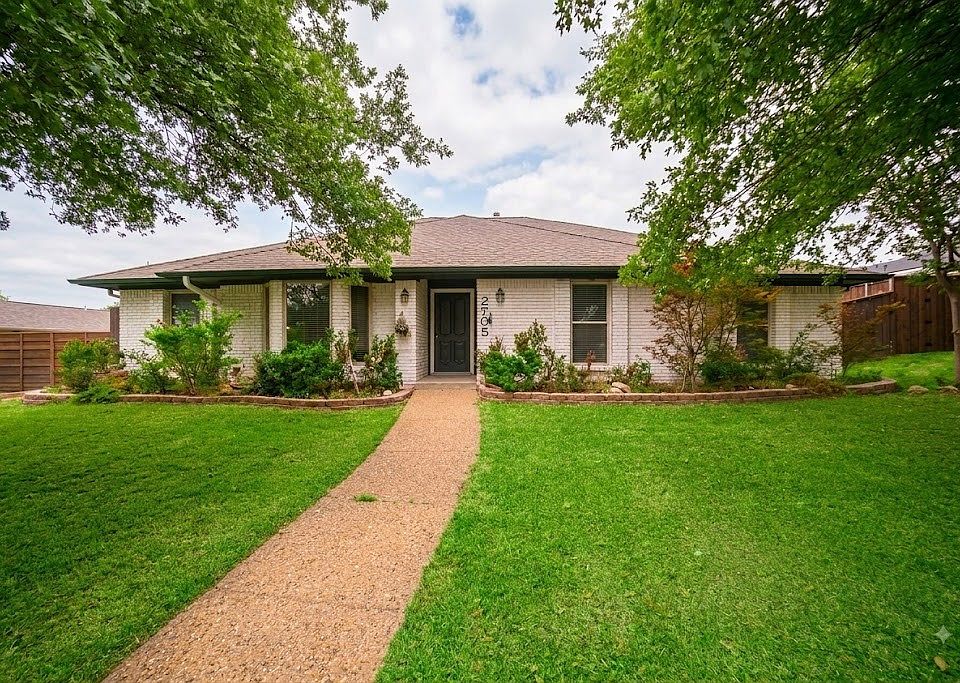 1st image of 2705 Timberleaf Dr