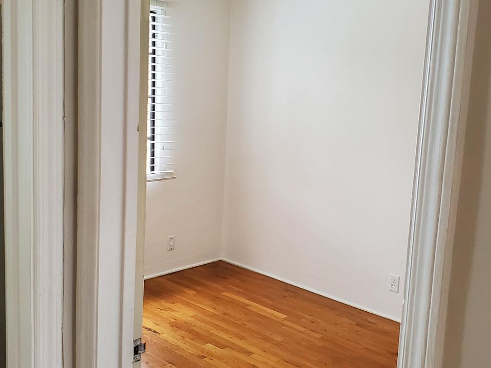 1st image of 1681 The Alameda APT 30