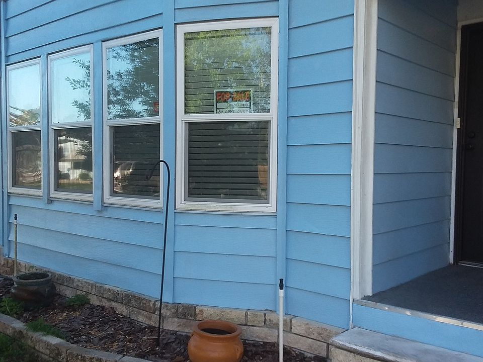 1st image of 10358 S Amesbury Dr