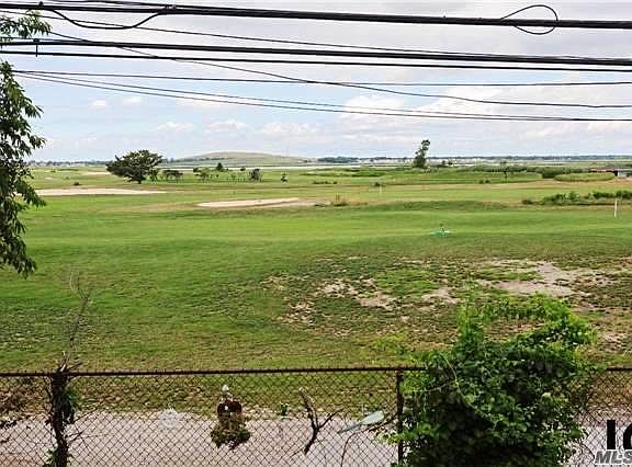 4th image of 365 Lido Blvd