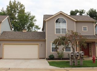 8634 Redtail Ct, Macedonia, OH 44056