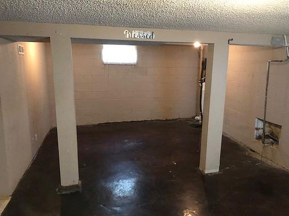 5th image of 3005 E 68th St