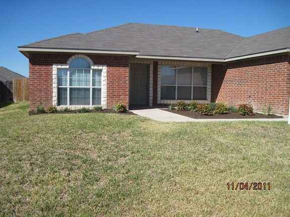 3rd image of 2305 Jake Dr