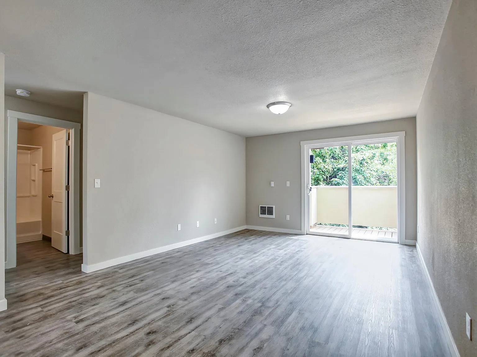 Willamette Terrace — Photo 4