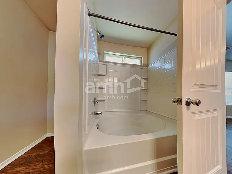 171 Plymouth Dr — Photo 12