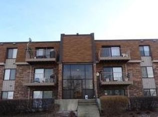 707 Waterford Rd S APT 1D, Schaumburg, IL 60193