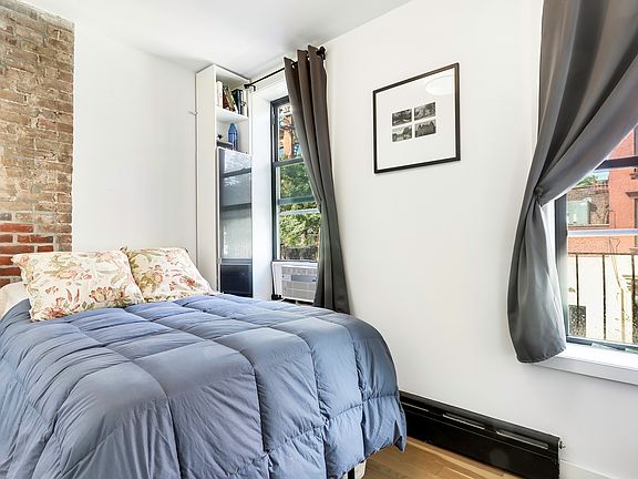 3rd image of 190 E 104th St APT 3D
