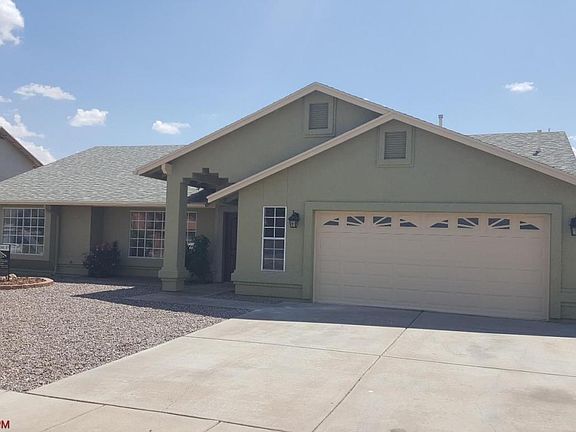 2nd image of 2770 Thunderbird Dr