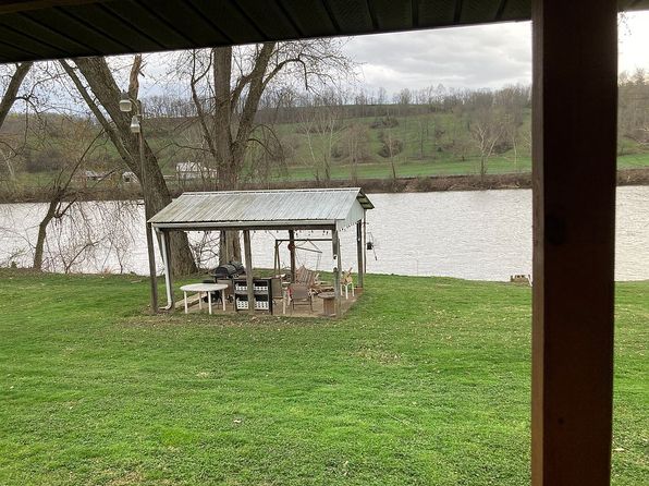 3333 Kosky Dr, Stockport, OH 43787