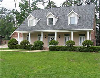 1st image of 525 Laura Dr N