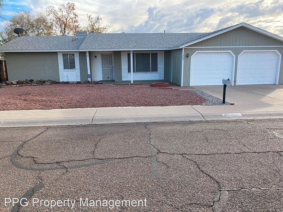 1st image of 1507 W Rockwood Dr