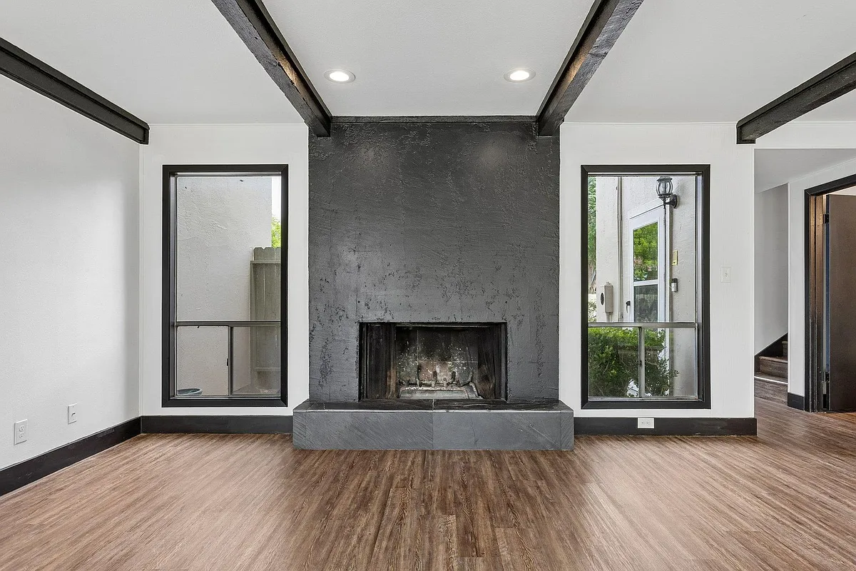 Building Photo - 100 Lido Cir #H2