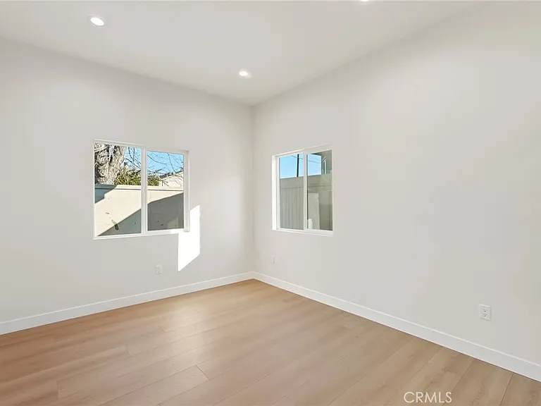 16140 Mayall St #16140 — Photo 1