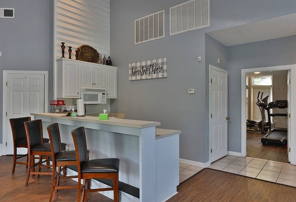 Clubhouse Kitchen