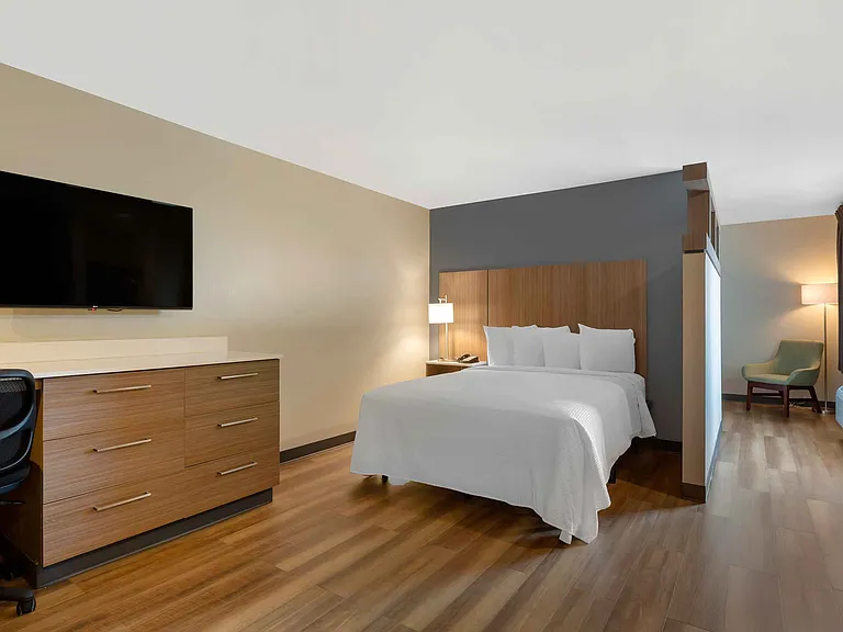 Studio Suite - 2 Queen Beds