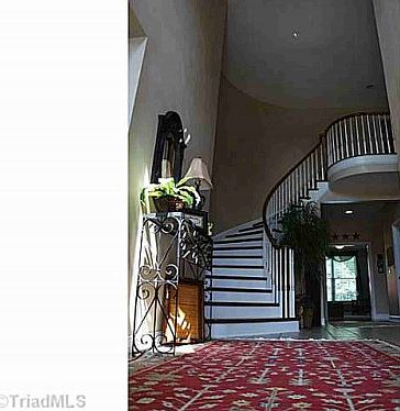 2nd image of 5111 Heddon Way