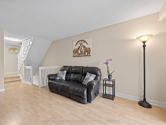 4th image of 900 Pond View Rd #166