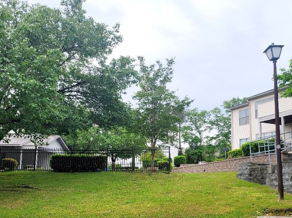 100 Brighton Hill Cir #18F