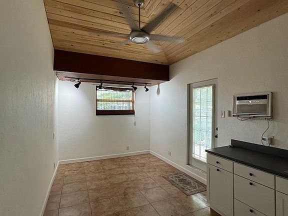 2nd image of 1526 SW 21st Terrace