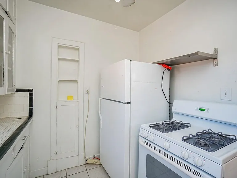 4316 2/2 Jack St — Photo 3
