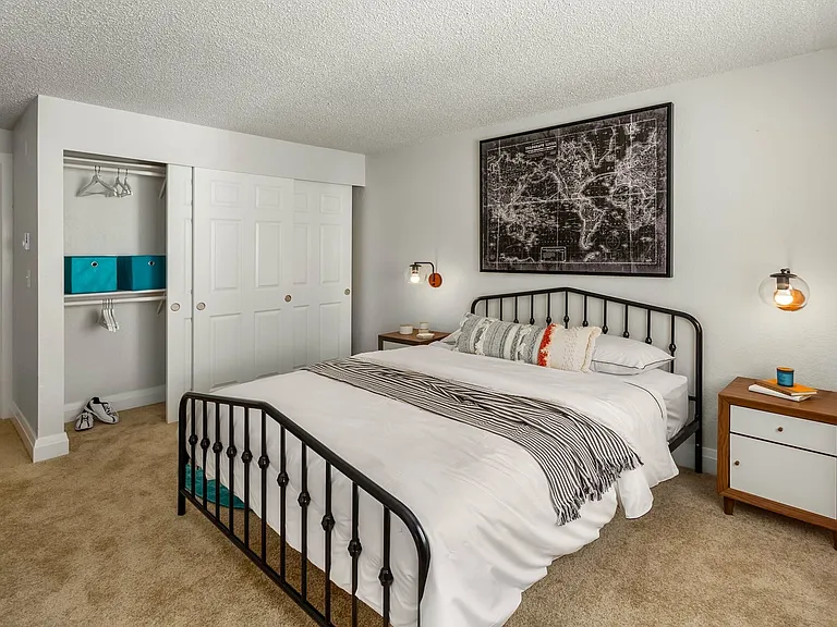 Alaire Apartment Homes — Photo 14