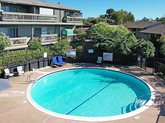 5th image of 50 Chelsea Hills Dr #Not