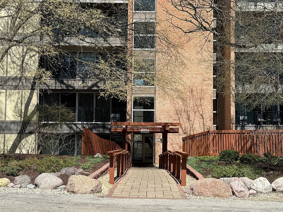 1st image of 6000 Oakwood Dr APT 1F