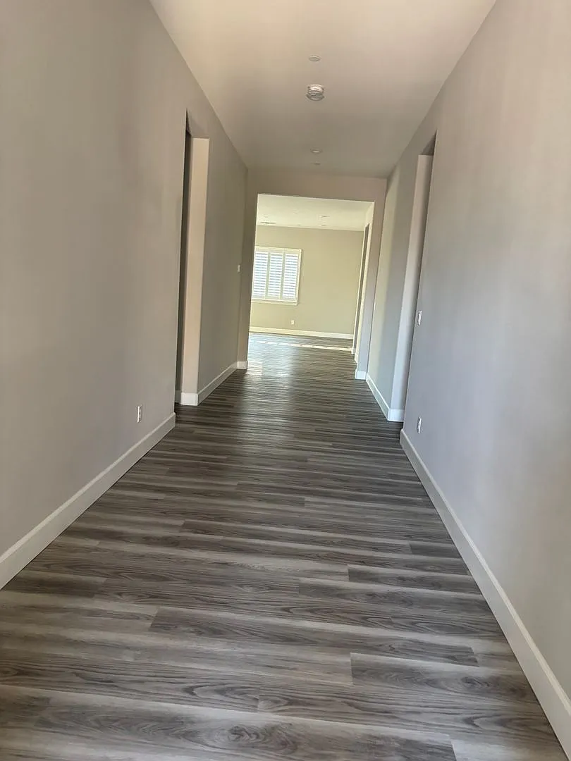Beautiful 5 bed / 4 bath in Woodland with Solar! — Photo 4