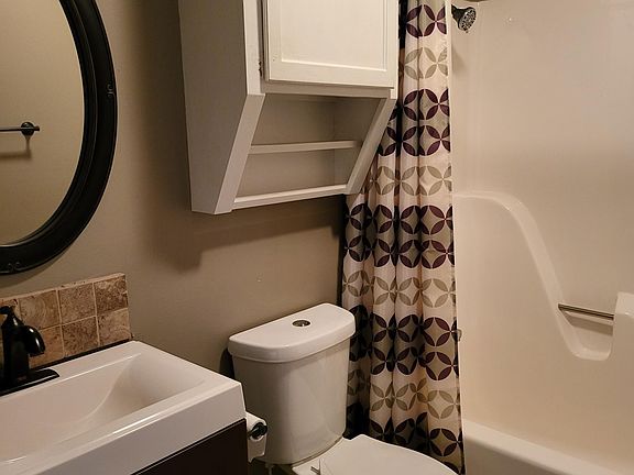 3rd image of 167 Polly Anna Dr
