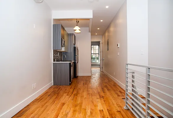 Rented by Nooklyn NYC LLC | media 12
